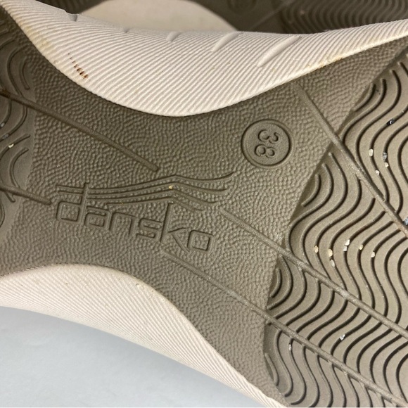 Dansko Honor Walnut Suede Slip Resistant Sneakers 7.5-8 (38) - Picture 7 of 7